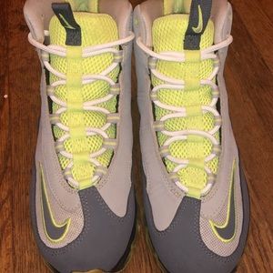 Nike Ken Griffey Jr. Air Max 1